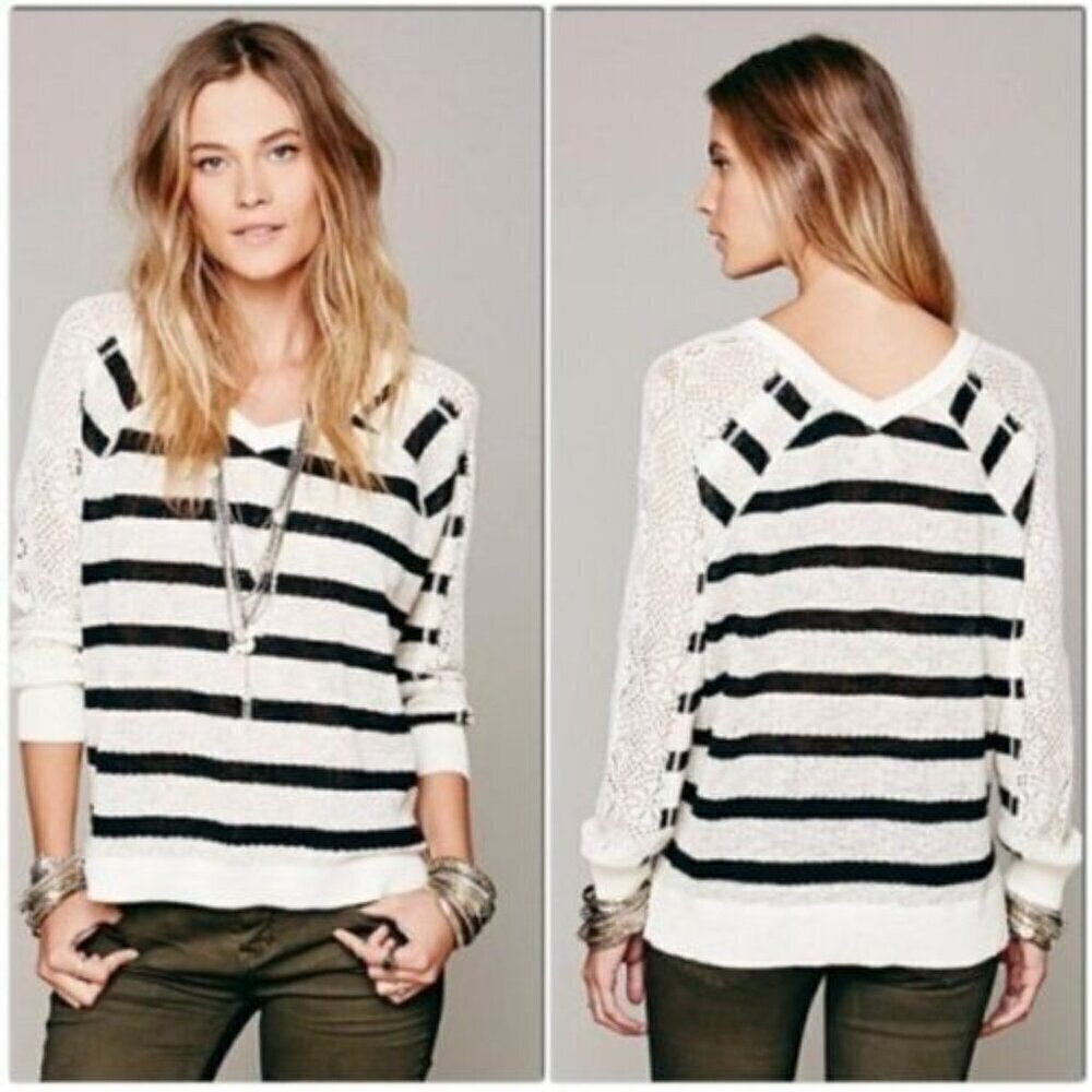 We The Free Knit Sweater Size Small